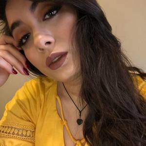 Meet your Posher, Zuleima